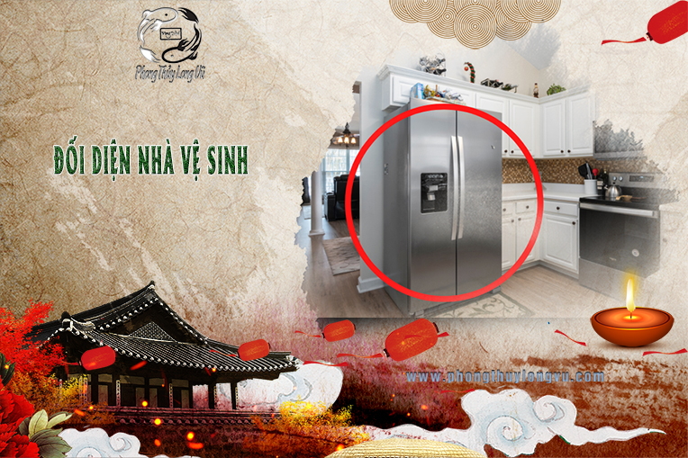 Đối Diện Với Nhà Vệ Sinh